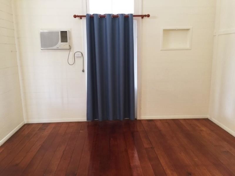 187 Denham Street, The Range QLD 4700